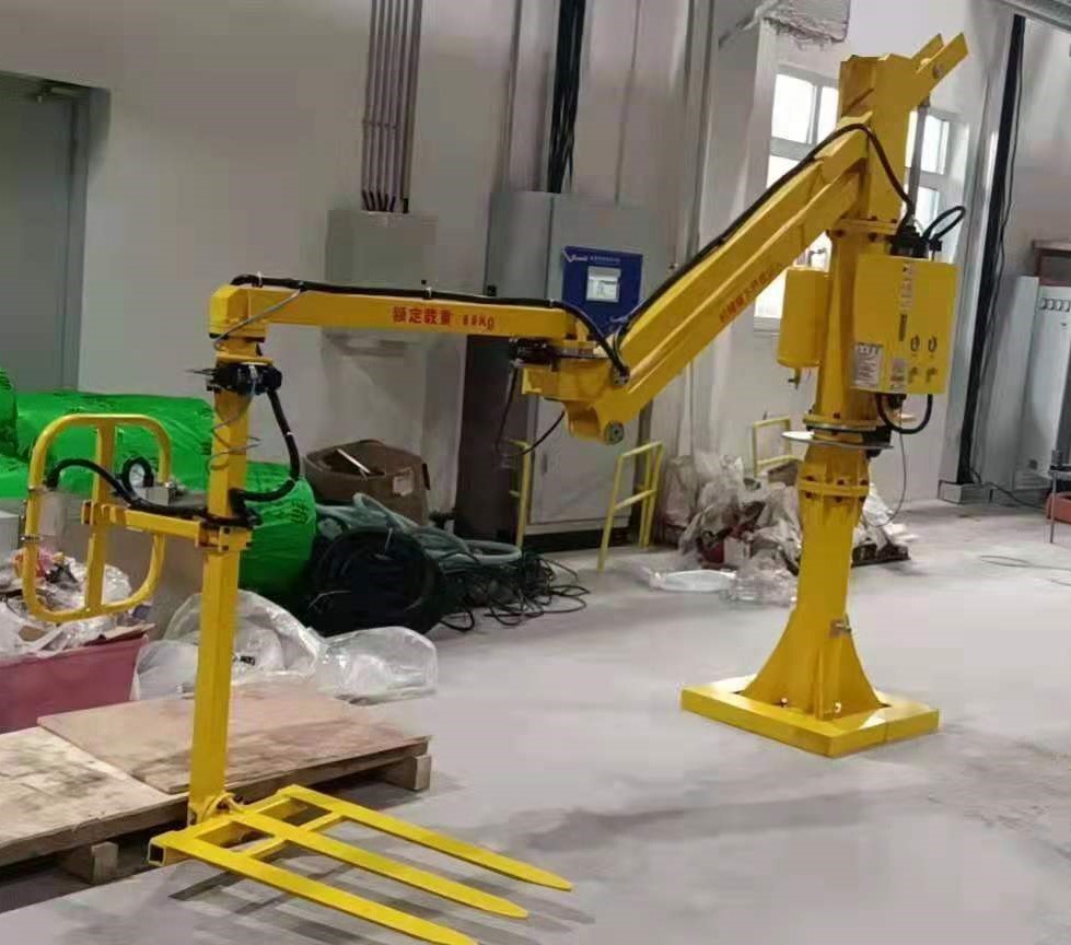 自立式機(jī)械手1